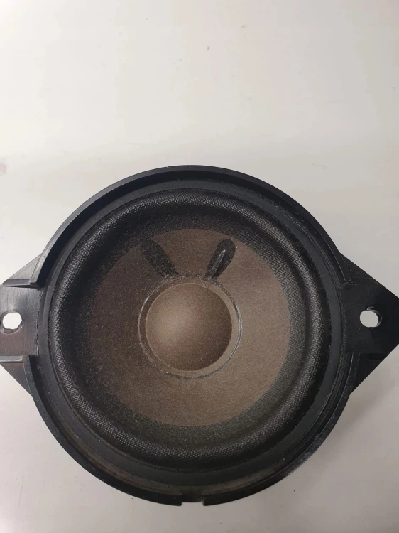 GŁOŚNIK DESKI BOCZNY AUDI A4 A5 Q5 BANG 8T0035416