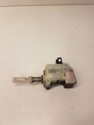 SIŁOWNIK KLAPY TYŁ AUDI A3 A4 A6 4B9962115C