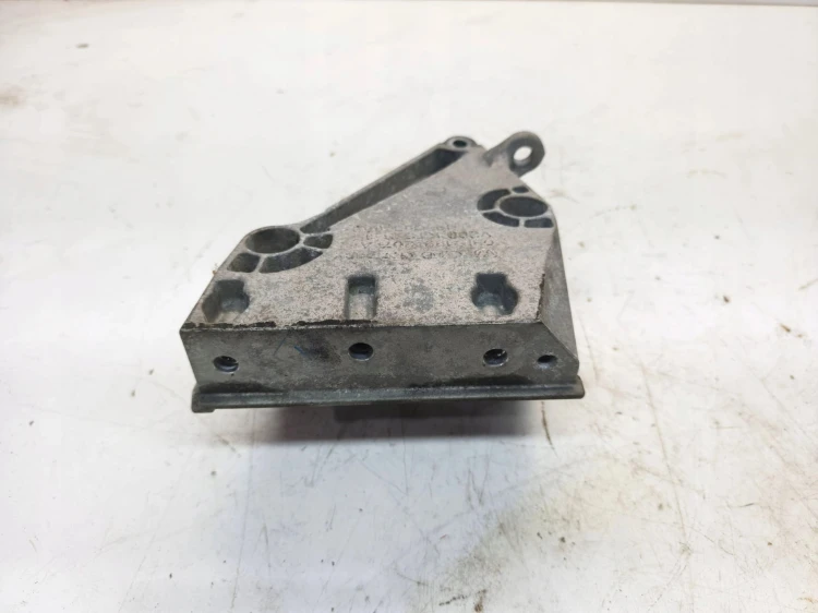 ŁAPA UCHWYT MOCOWANIE SILNIKA AUDI VOLKSWAGEN SEAT SKODA 03L199207A