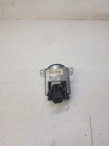 GŁOŚNIK DESKI BANG&OLUFSEN AUDI A8D4 4H0035361