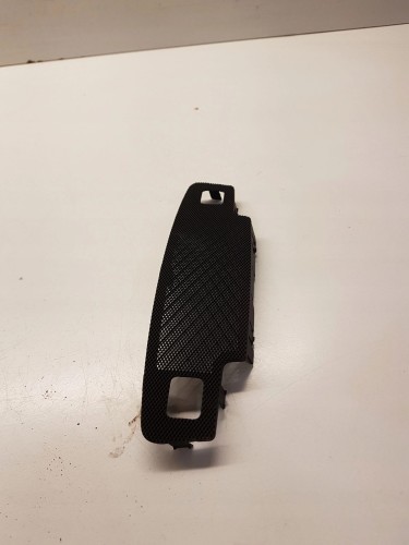 MASKOWNICA GŁOŚNIKA DESKI AUDI A38P LIFT 8P0857367