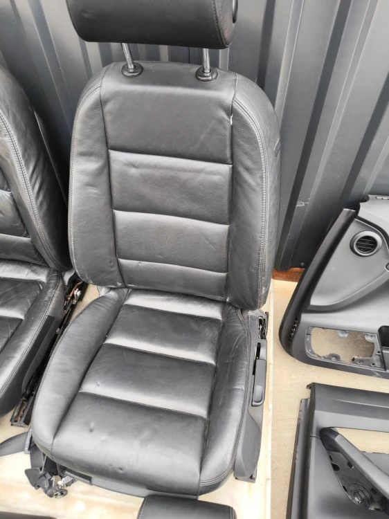 FOTEL FOTELE KOMPLET AUDI A6 C6 SKÓRA GRZANE SCHOWKI MC DONALDS