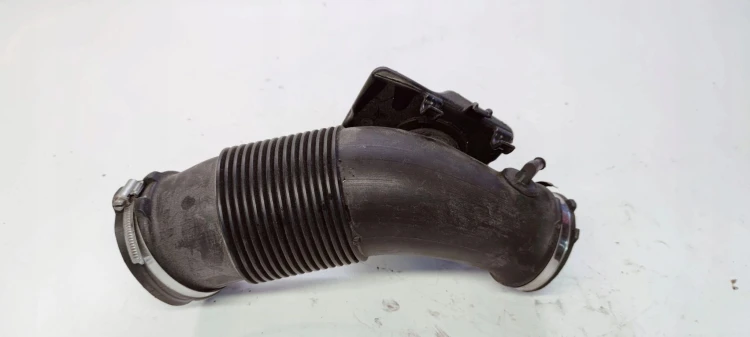 WĄŻ RURA POWIETRZA AUDI A6 C6 LIFT 06E129629T