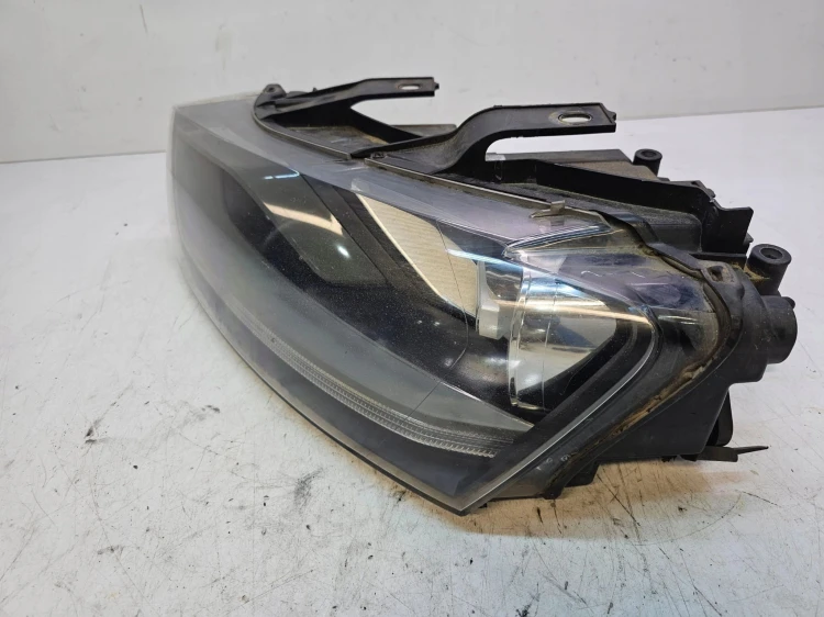 REFLEKTOR LEWY ZWYKŁY AUDI Q3 8U 8U0941003N