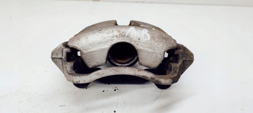 ZACISK HAMULCOWY JARZMO PRAWY PRZÓD AUDI A3 8V