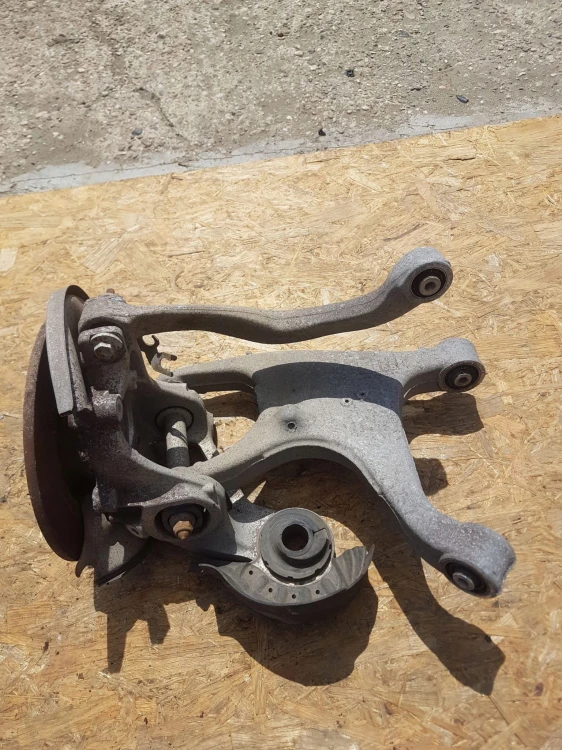 ZWROTNICA PRAWY TYŁ AUDI A6 C7 A7 Q5 8R0505312B