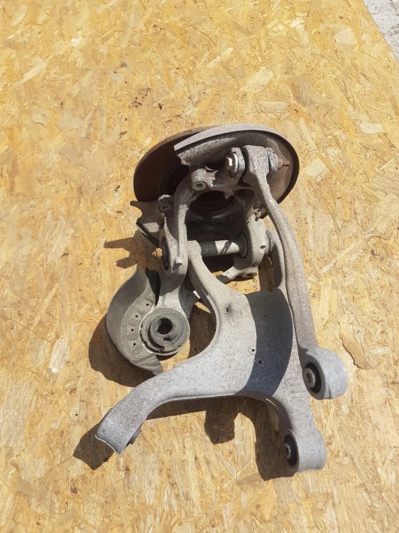 ZWROTNICA PRAWY TYŁ AUDI A6 C7 A7 Q5 8R0505312B