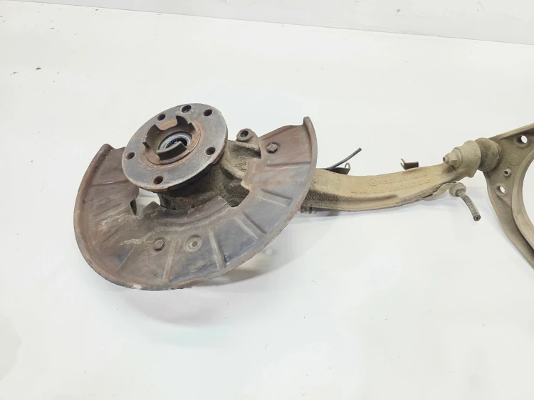 ZWROTNICA PIASTA LEWY PRZÓD AUDI Q7 4L 7L0407257A