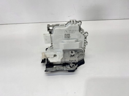 ZAMEK DRZWI LEWY TYŁ AUDI A1 A3 A4 A5 Q5 ITP 8X0839015D 5 PIN