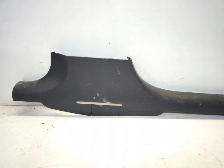 LISTWA OSŁONA NAKŁADKA PROGU LEWA AUDI A3 8V SEDAN 8V5853905