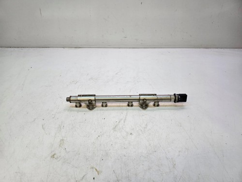 LISTWA WTRYSKOWA AUDI VW SEAT SKODA 1.4 TFSI 04E133320D