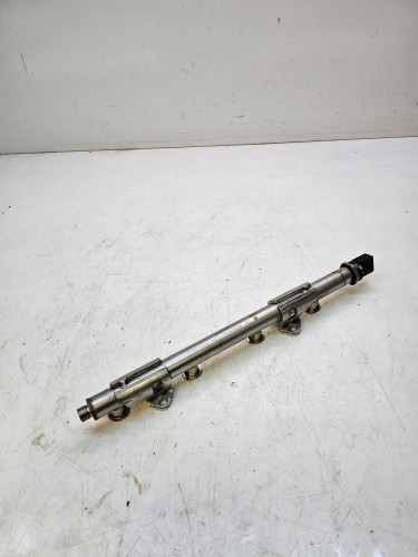 LISTWA WTRYSKOWA AUDI VW SEAT SKODA 1.4 TFSI 04E133320D