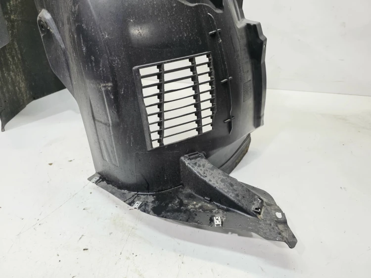 NADKOLE PLASTIKOWE LEWY PRZÓD AUDI A3 8Y 8Y0821171M