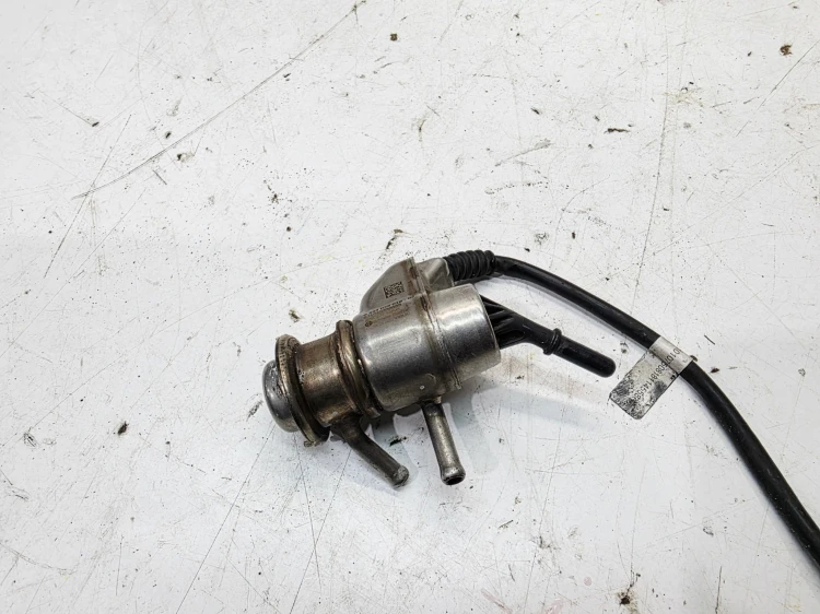 WTRYSKIWACZ WTRYSK PŁYNU ŚRODKA REDUKUJĄCEGO AUDI A4 A6 A7 Q5 4G0131113C