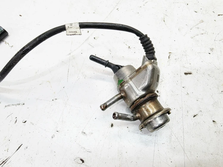 WTRYSKIWACZ WTRYSK PŁYNU ŚRODKA REDUKUJĄCEGO AUDI A4 A6 A7 Q5 4G0131113C