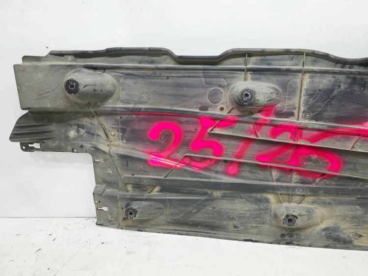 OSŁONA PŁYTA PODWOZIA LEWA DUŻA AUDI A3 8V VOLKSWAGEN SEAT 5Q0825201L 25/26