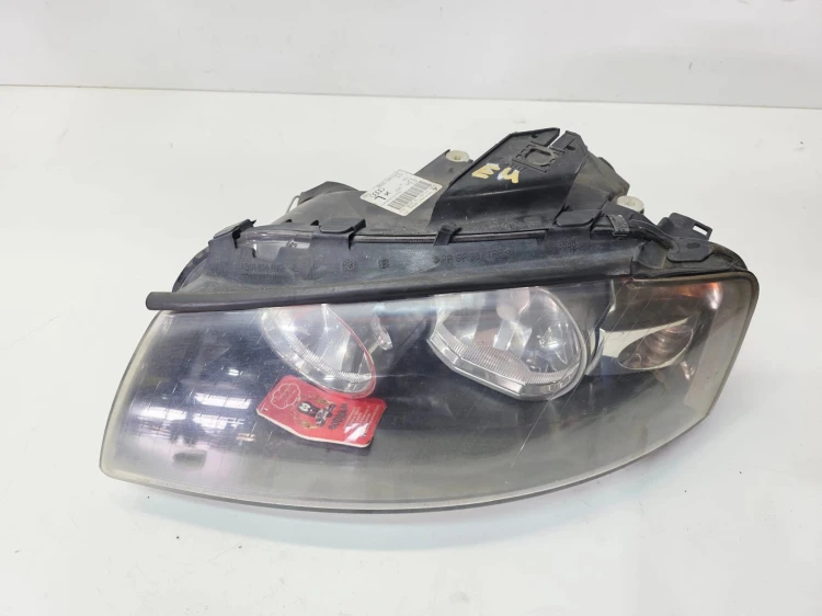 REFLEKTOR LAMPA LEWY PRZÓD EUROPA AUDI A3 8P DUŻY GRILL 8P0941003K 85/25