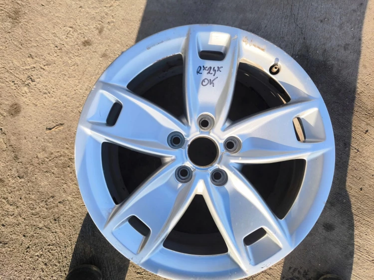 FELGI FELGA KOMPLET VW SKODA AUDI A3 A4 A6 7.5J R17 ET56 8P0601025BL R*24*