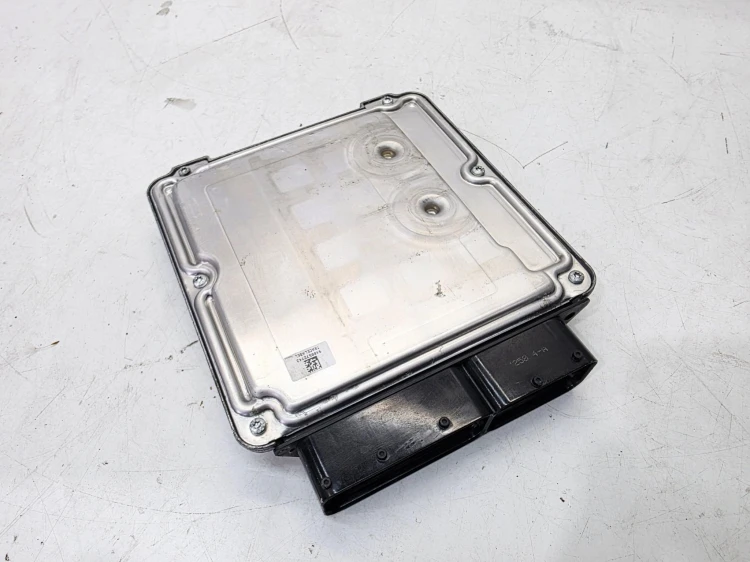 KOMPUTER STEROWNIK SILNIKA AUDI TT TTS 8J 2.0 TFSI 8J0907115Q 8J0907115