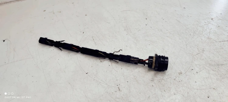 LISTWA WIĄZKA POMPOWTRYSKÓW AUDI VW SEAT 038971803