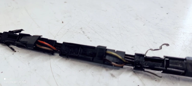 LISTWA WIĄZKA POMPOWTRYSKÓW AUDI VW SEAT 038971803