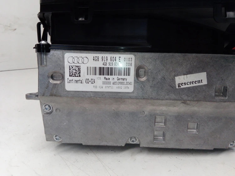 WYŚWIETLACZ RZUTNIK HEAD UP A7 4G8919604E RAMKA UK