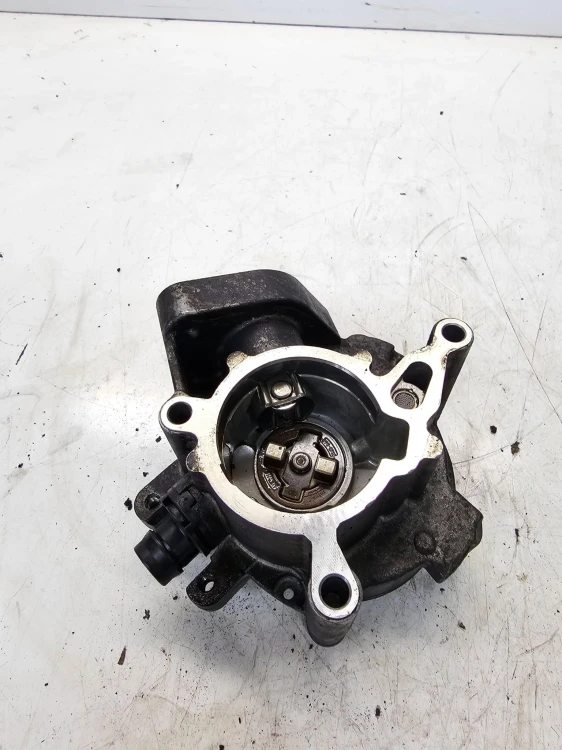 POMPA VACUM AUDI A3 8V A4 B9 A5 VW SEAT SKODA 2.0 TFSI 06K145100AE