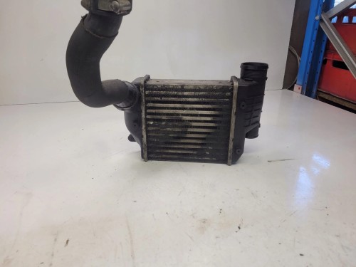 CHŁODNICA INTERCOOLER AUDI A6 2.7 3.0 4F0145805AF