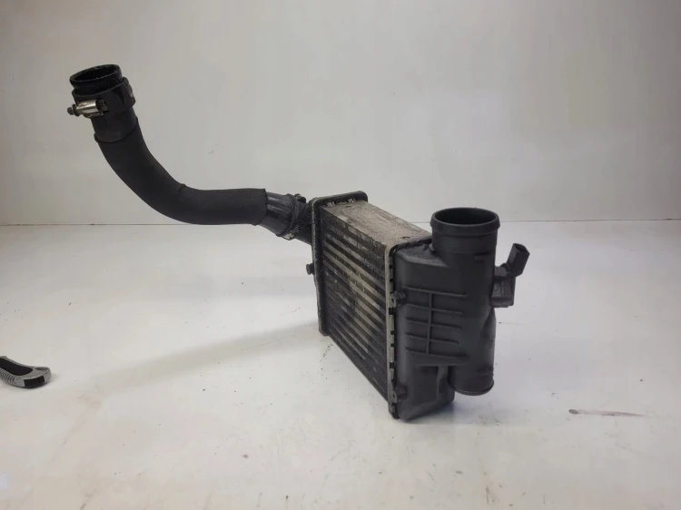 CHŁODNICA INTERCOOLER AUDI A6 2.7 3.0 4F0145805AF