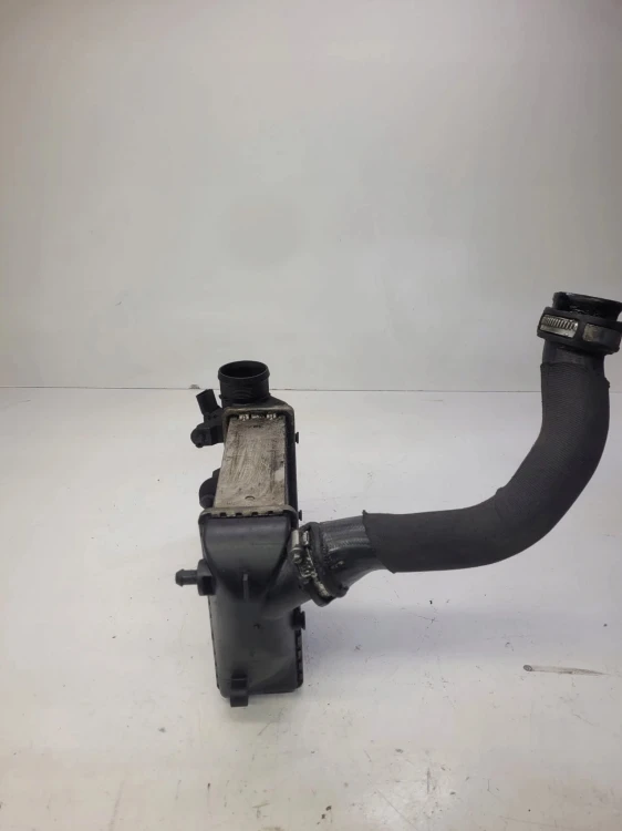 CHŁODNICA INTERCOOLER AUDI A6 2.7 3.0 4F0145805AF