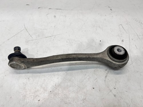 WAHACZ PRAWY PRZÓD GÓRNY AUDI A4 B9 8W0407510D