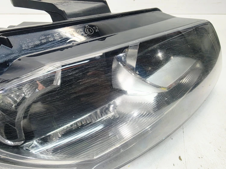 REFLEKTOR PRAWY PRZÓD AUDI A3 8P LIFT 8P0941004AK UK 92/25