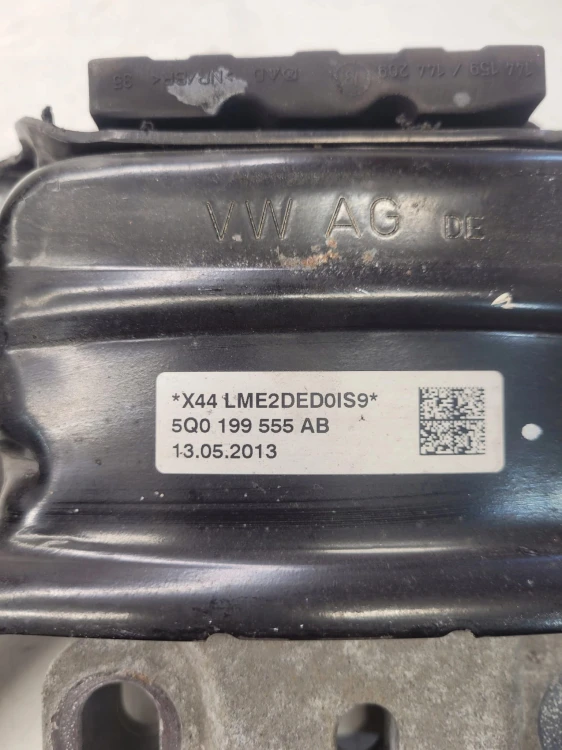 ŁAPA PODUSZKA SKRZYNI AUDI VW SEAT 5Q0199555AB