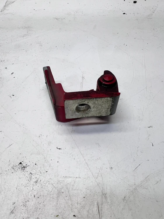ZAWIAS DRZWI PRAWY AUDI A3 8P A4 B6 B7 8E0831402B