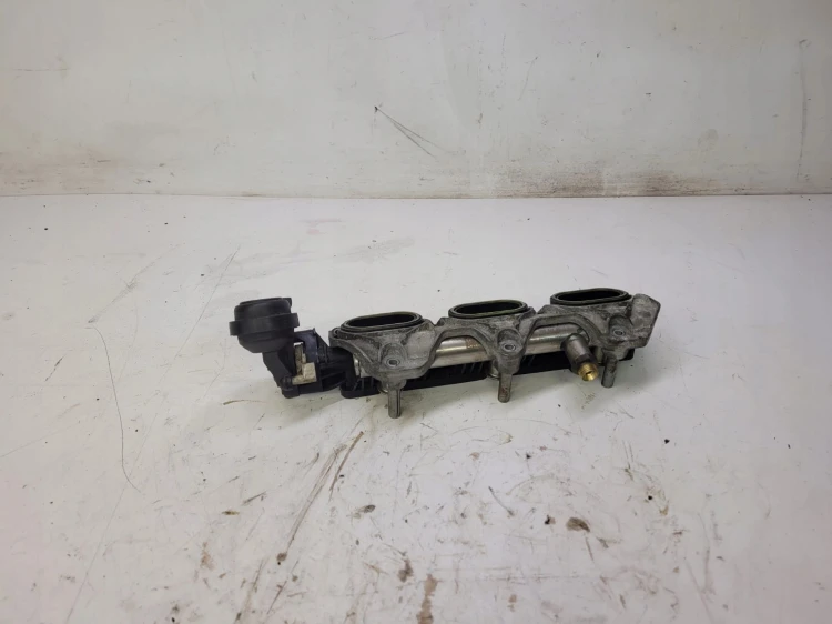 KOLEKTOR SSĄCY AUDI S4 S5 A6 3.0 TFSI 06E133110AB