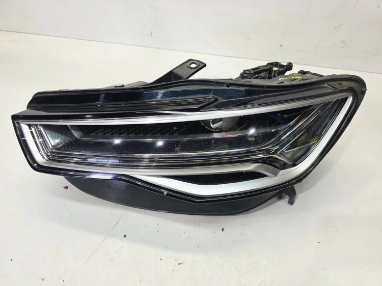 REFLEKTOR LAMPA MATRIX LEWY PRZÓD AUDI A6 C7 LIFT 4G0941035A 2/26