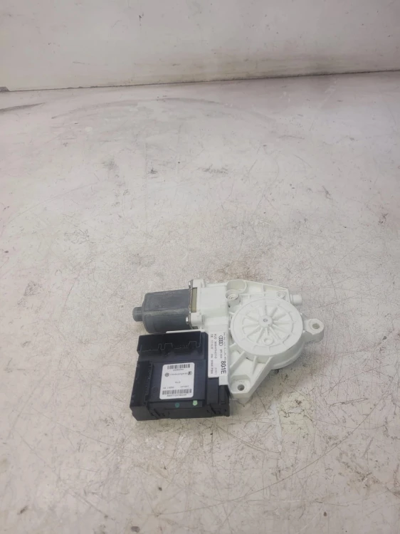 SILNICZEK SZYBY AUDI A3 8P LIFT 8P4959801E