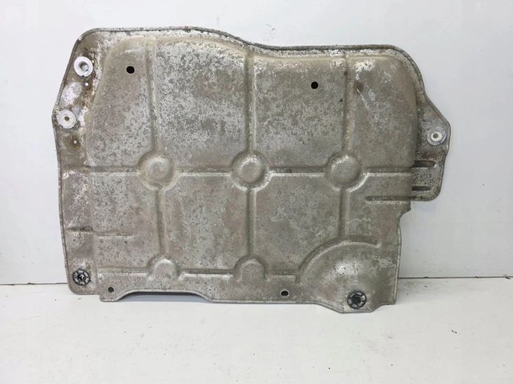 OSŁONA TERMICZNA PODWOZIA AUDI Q3 8U 5N0825701N