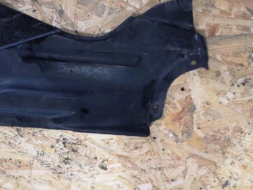 OSŁONA PODWOZIA AUDI A4 B6 B7 LEWA 8E0825215AJ
