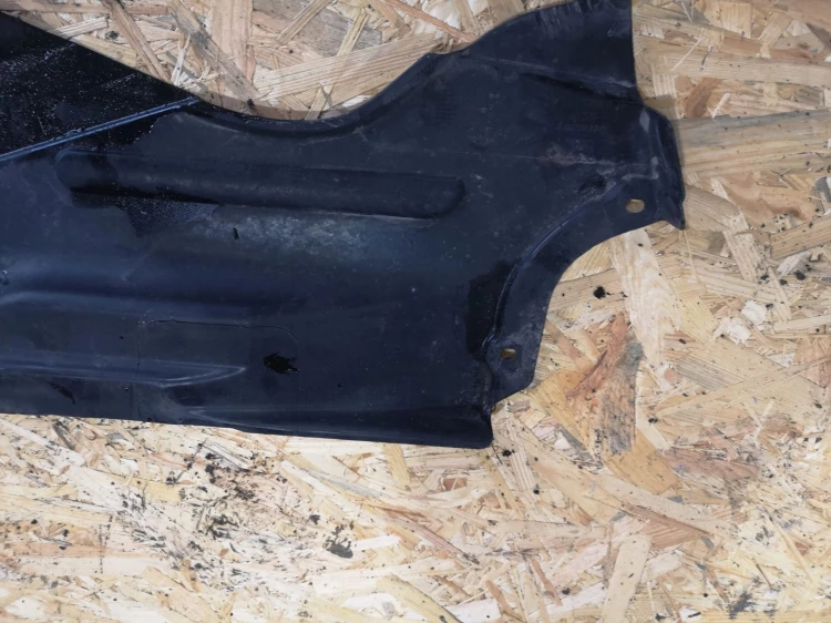 OSŁONA PODWOZIA AUDI A4 B6 B7 LEWA 8E0825215AJ