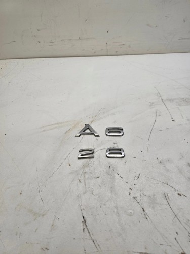 EMBLEMAT KLAPY TYŁ AUDI A6 C6 2.8 ORYGINAŁ
