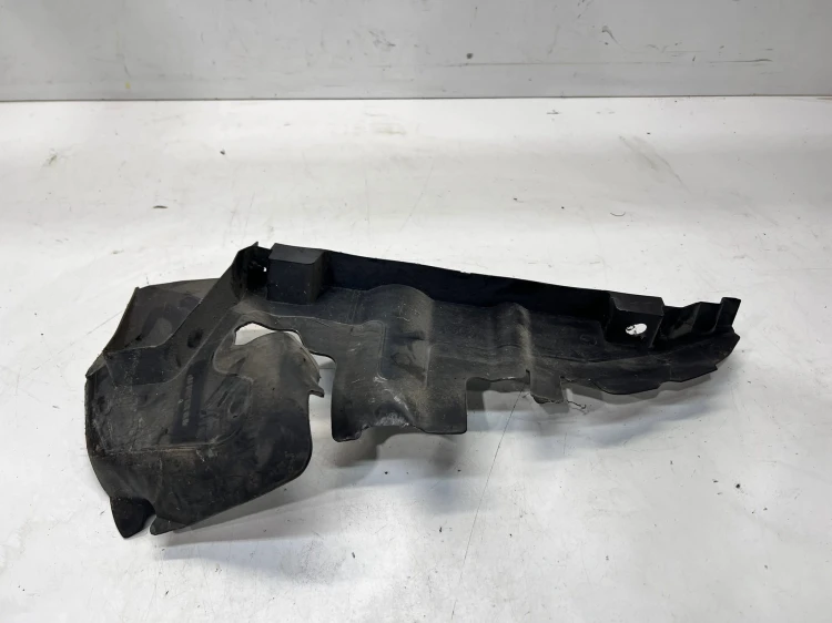 KIEROWNICA POWIETRZA PRAWA AUDI A6 C6 4F0121284AP