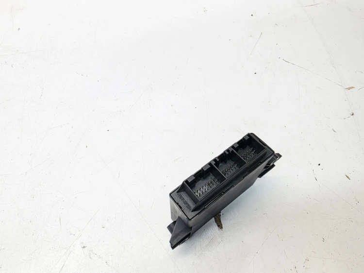 STEROWNIK MODUŁ CZUJNIKÓW PARKOWANIA PDC AUDI A4 B8 A5 Q5 8K0919475J 8K