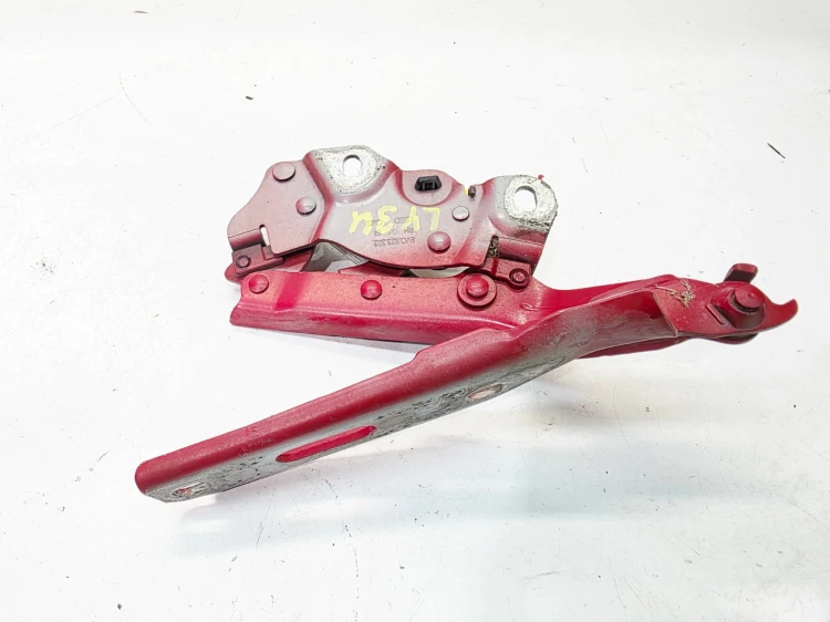 ZAWIAS MASKI PRAWY + NABÓJ AUDI A3 8V LIFT 8V0823302F 8V0823823F LY3U