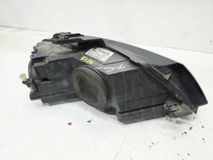 REFLEKTOR LAMPA LEWY PRZÓD AUDI A3 8P LIFT 8P0941003AK UK 5/26