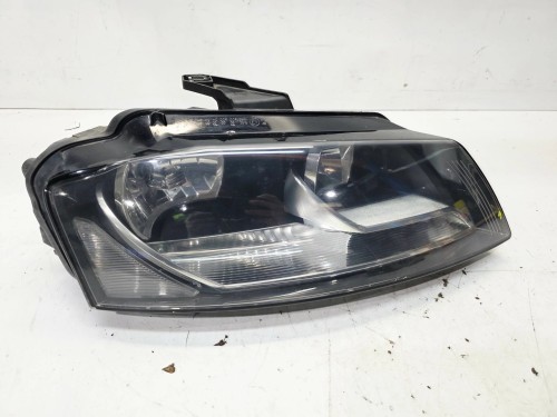 REFLEKTOR LAMPA PRAWY PRZÓD AUDI A3 8P LIFT 8P0941004BC UK 6/26