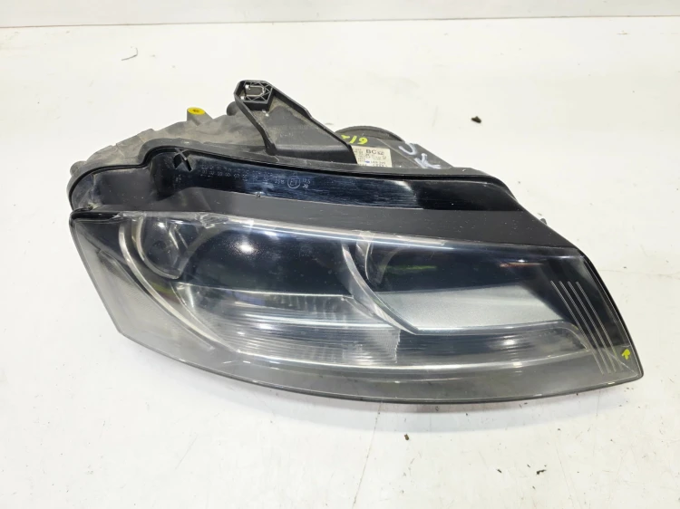 REFLEKTOR LAMPA PRAWY PRZÓD AUDI A3 8P LIFT 8P0941004BC UK 6/26