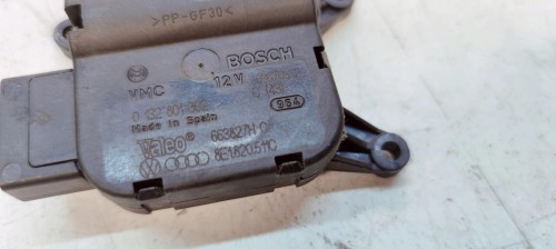 SILNICZEK NAGRZEWNICY AUDI A4 B6 B7 8E1820511C