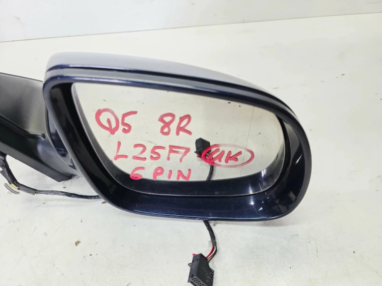 LUSTERKO ZEWNĘTRZNE PRAWE AUDI Q5 8R LZ5A 6 PIN UK