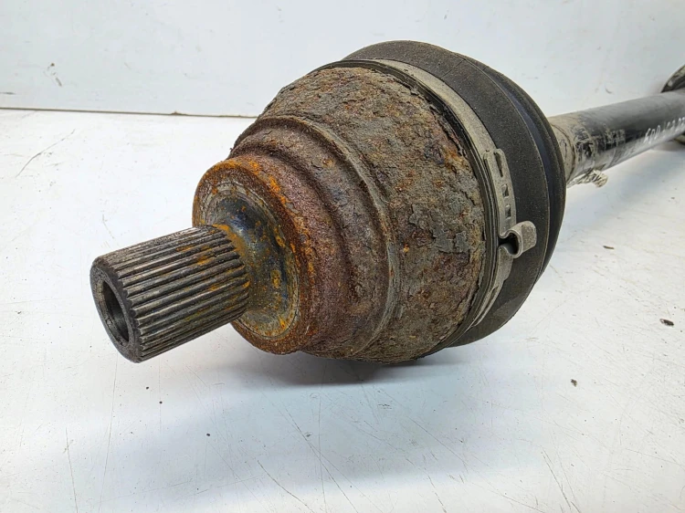 PÓŁOŚ PRAWA DŁUGA AUDI A3 8V VOLKSWAGEN SEAT SKODA 5Q0407272BM